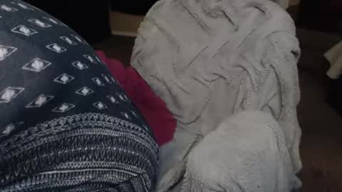 SKYLE   online show from April 11, 3:45 am