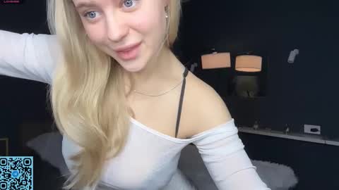 Skye online show from November 13, 7:29 am