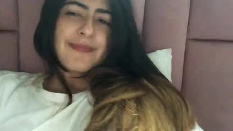 Snapshot of skyler1195 chatting on October 21, 9:41 pm Skyler online show from October 21, 9:41 pm