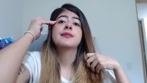 Snapshot of skyler1195 chatting on February 16, 6:32 pm Skyler online show from February 16, 6:32 pm