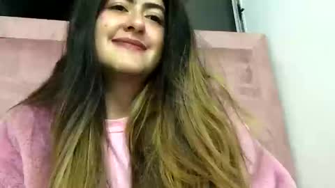 Snapshot of skyler1195 chatting on October 18, 2:36 am Skyler online show from October 18, 2:36 am