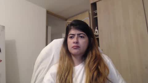 Snapshot of skyler1195 chatting on January 28, 5:11 am Skyler online show from January 28, 5:11 am