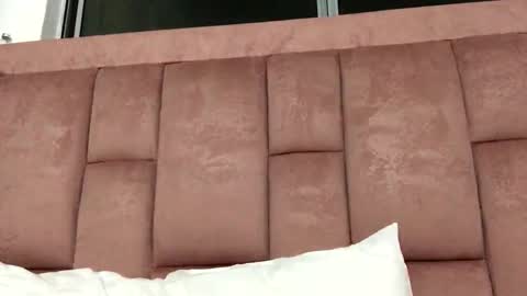 Snapshot of skyler1195 chatting on October 23, 3:45 am Skyler online show from October 23, 3:45 am