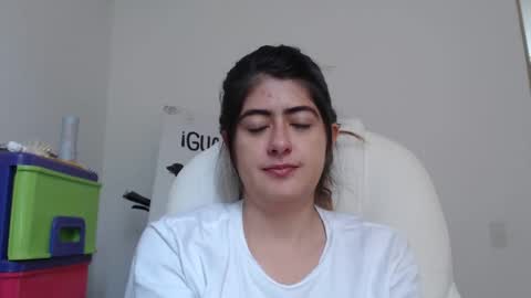 Snapshot of skyler1195 chatting on February 6, 5:30 pm Skyler online show from February 6, 5:30 pm