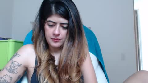 Snapshot of skyler1195 chatting on February 26, 6:14 pm Skyler online show from February 26, 6:14 pm