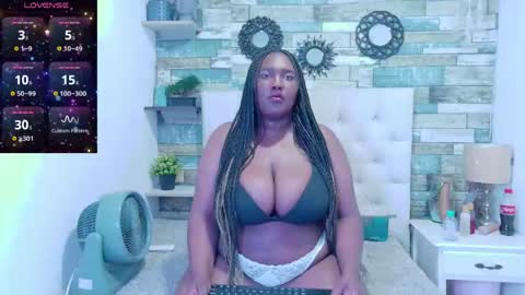 skyler_naomi online show from May 5, 3:26 pm