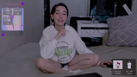sleepy_ash_ online show from May 23, 1:20 pm