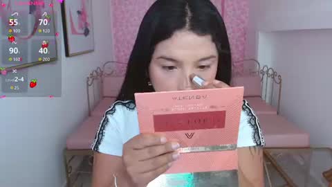 Mariana Torres online show from June 20, 1:14 pm