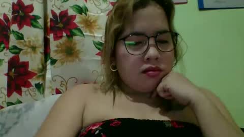 Lovewella online show from November 11, 9:06 am