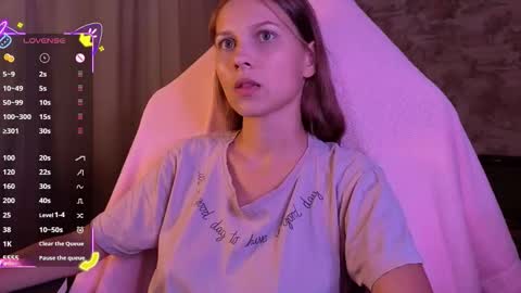 Emma online show from September 22, 3:54 pm