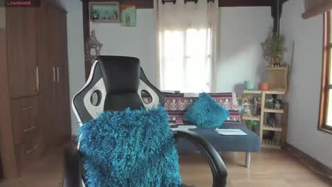 Snapshot of smilingsalor chatting on March 9, 8:31 pm SmilingSalor online show from March 9, 8:31 pm