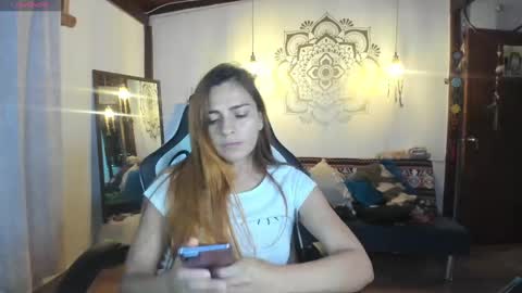 Snapshot of smilingsalor chatting on December 3, 1:50 am SmilingSalor online show from December 3, 1:50 am