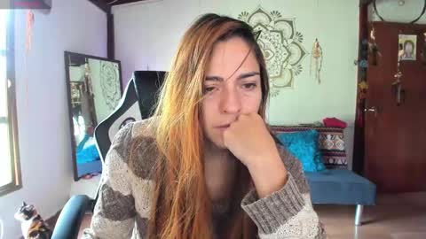 Snapshot of smilingsalor chatting on December 8, 3:13 pm SmilingSalor online show from December 8, 3:13 pm