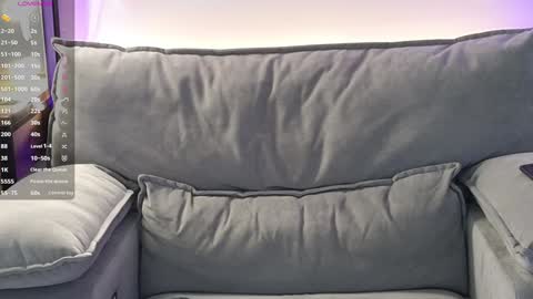 smilym online show from December 14, 11:12 pm