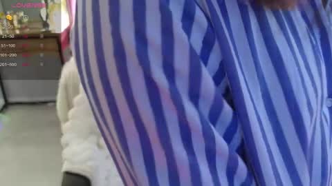 smilym online show from April 7, 8:22 pm