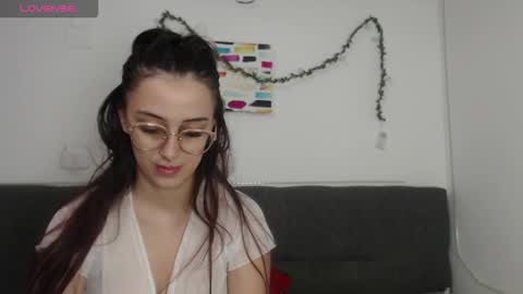 smith_abigail0 online show from March 27, 7:47 pm