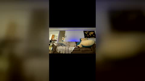 Big Dawg online show from February 3, 4:10 am