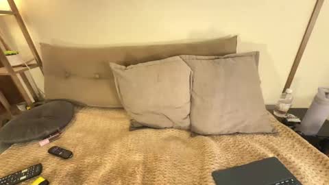 Carolina online show from October 29, 7:16 pm