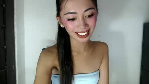 kianna online show from July 4, 10:49 pm