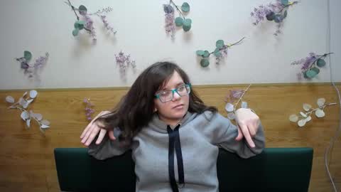 SnezhaTattoo online show from December 9, 6:14 pm