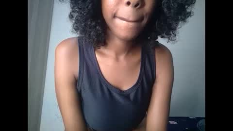 snowfox254 online show from September 29, 10:48 pm