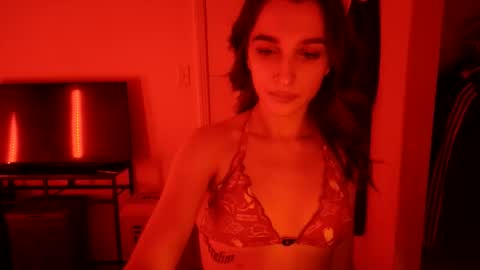 Babygirl Ivy online show from February 27, 12:32 am