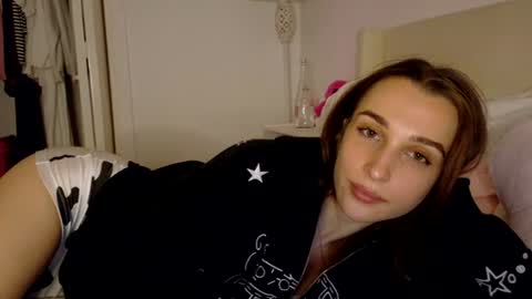 Babygirl Ivy online show from July 8, 12:46 am
