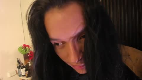 SOFIA online show from April 10, 9:59 am