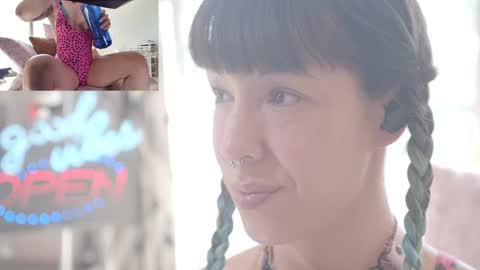 Sofi Mora online show from October 25, 1:19 pm