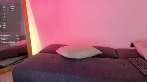 Sofi smith   online show from March 5, 12:39 am