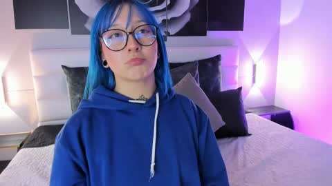 sofi_sp online show from November 12, 11:52 am