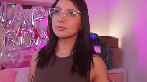 Snapshot of sofia_dream7 chatting on February 19, 11:49 am Sofi online show from February 19, 11:49 am