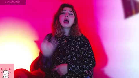 Sofia Naughty18 online show from February 15, 6:33 am