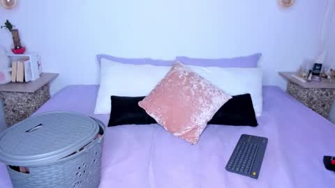 Sofi cortes626 Ig online show from February 17, 8:35 am