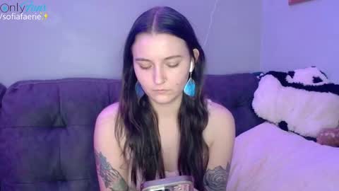 sofiafaerie online show from December 30, 11:17 pm