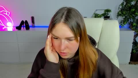 sofii_darling online show from February 25, 6:39 pm