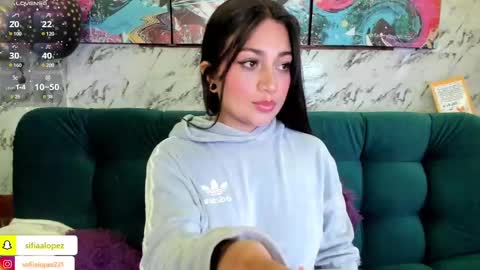 Snapshot of sofiiaa_gomez_ chatting on March 7, 11:05 pm Sofi. G online show from March 7, 11:05 pm