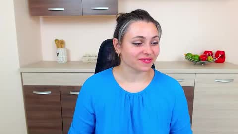 Lilly online show from October 22, 6:07 am