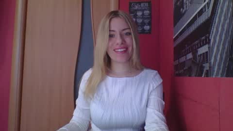 softy_aura online show from April 18, 3:14 pm