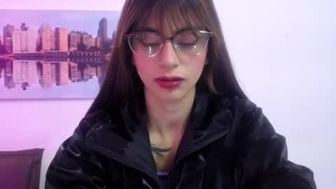 sofy_durand online show from April 9, 11:59 am