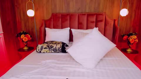 sonyaparker online show from February 3, 6:40 am