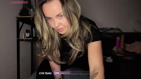 Sonya Belle online show from November 23, 10:11 pm