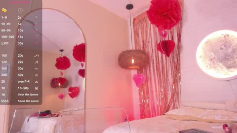 sophi_cooper29 online show from February 19, 10:19 pm