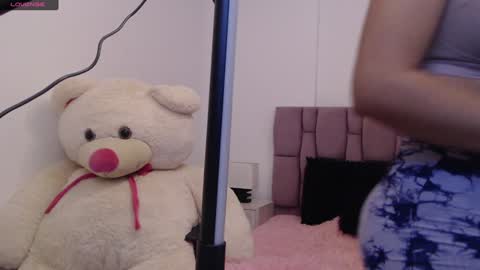 Snapshot of sophia_karsonn chatting on January 17, 10:00 am Sophia Carson online show from January 17, 10:00 am