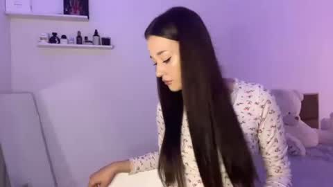 Sophia online show from June 21, 4:33 pm