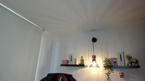 sophia_miller4 online show from April 19, 9:06 pm