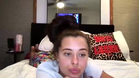 Sophia online show from September 24, 1:15 am