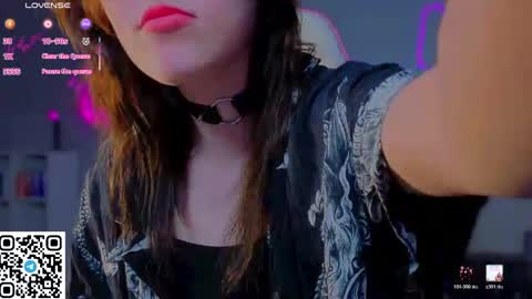 sophie_nomenal_ online show from March 26, 9:27 pm