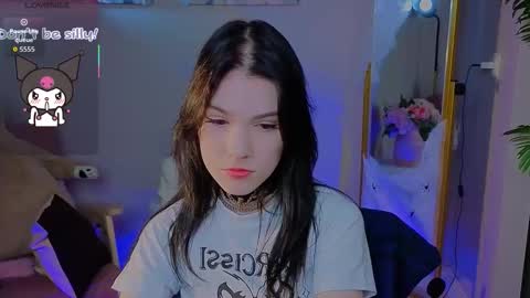 sophie_nomenal_ online show from October 28, 1:50 pm