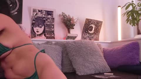 Sophiee  online show from June 2, 7:48 pm